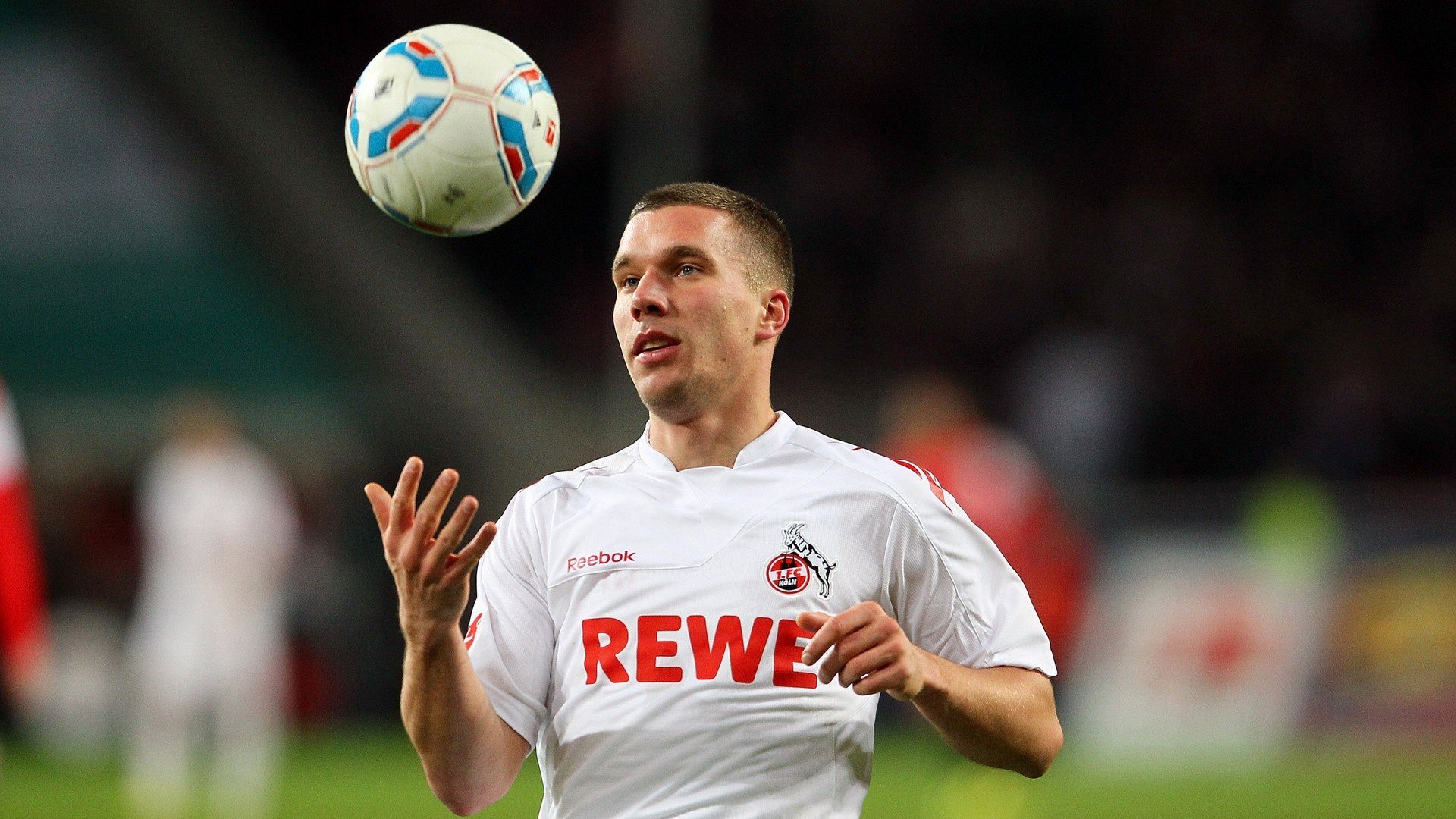 马拉松跑者装备升级建议，马拉松装备惯例