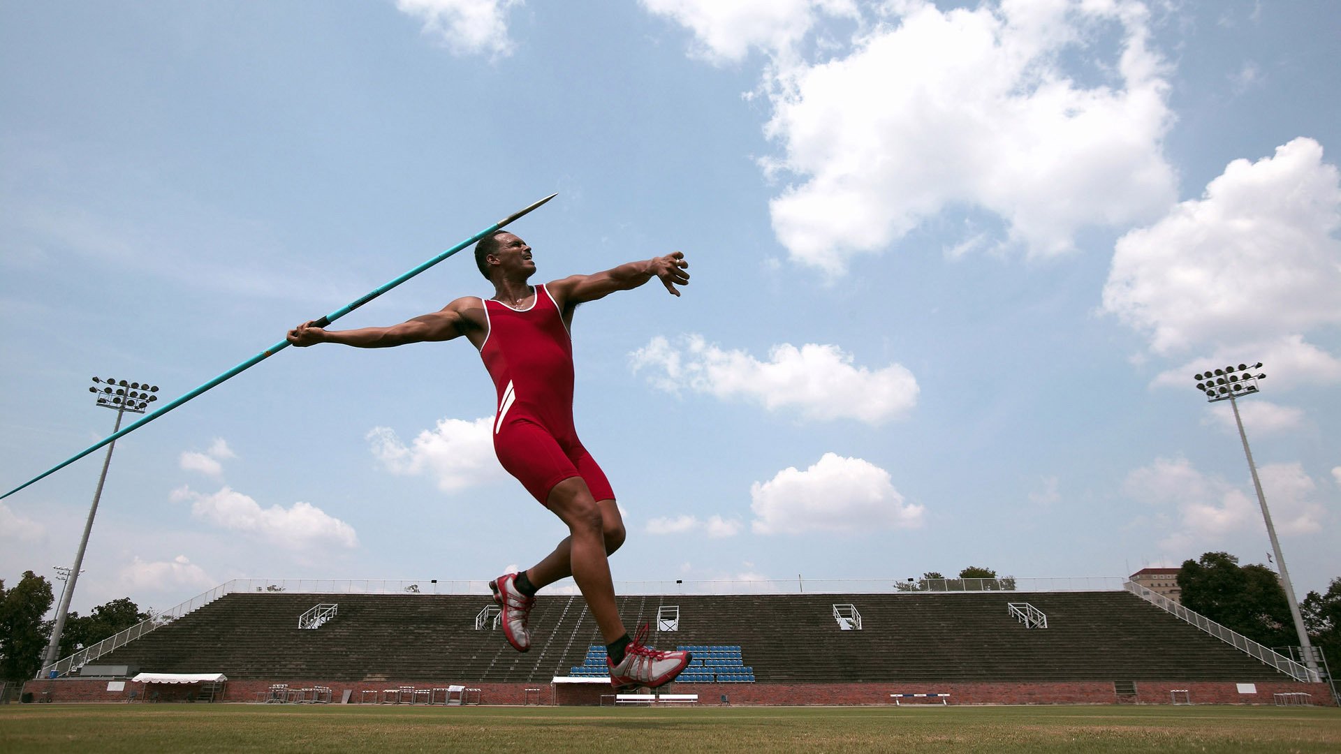 推动运动医学成果科普内容向公众传播的平台，运动医学科普文章